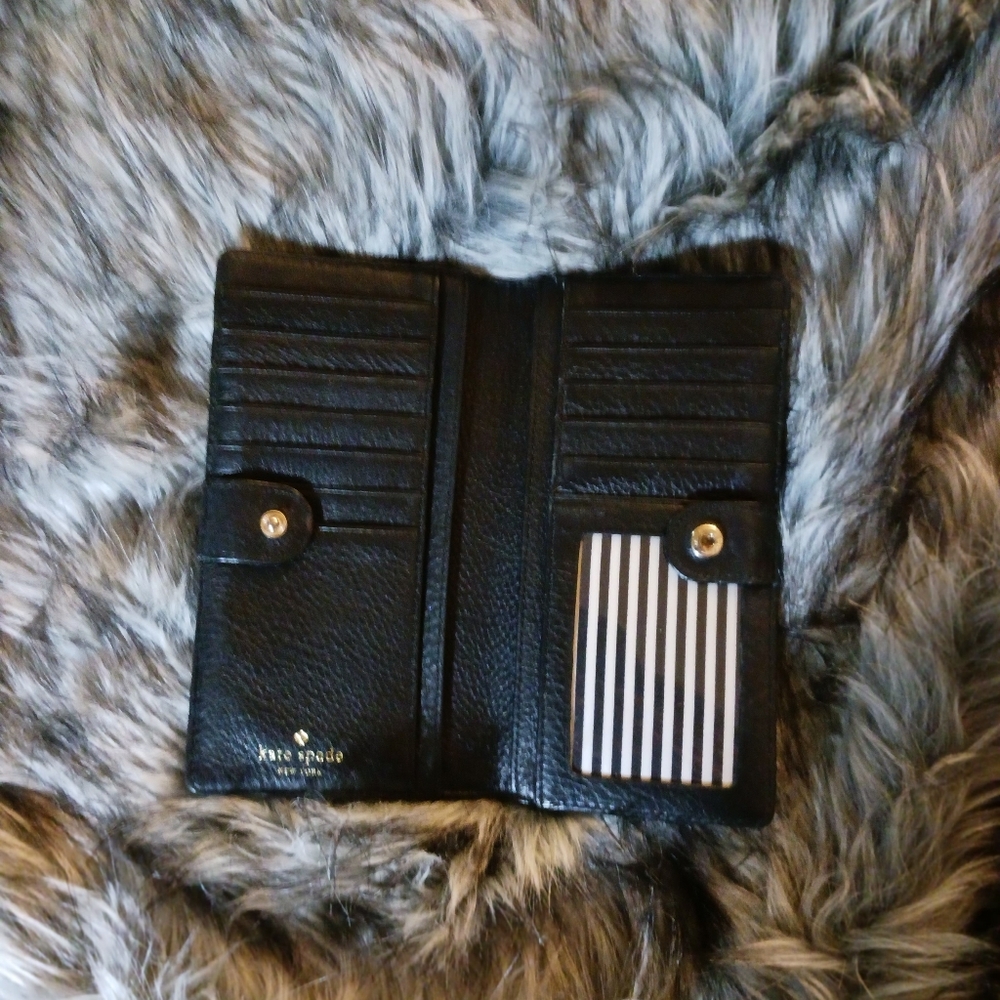 VINTAGE KATE SPADE CONTINENTAL WRISTLET - Picture 6 of 9